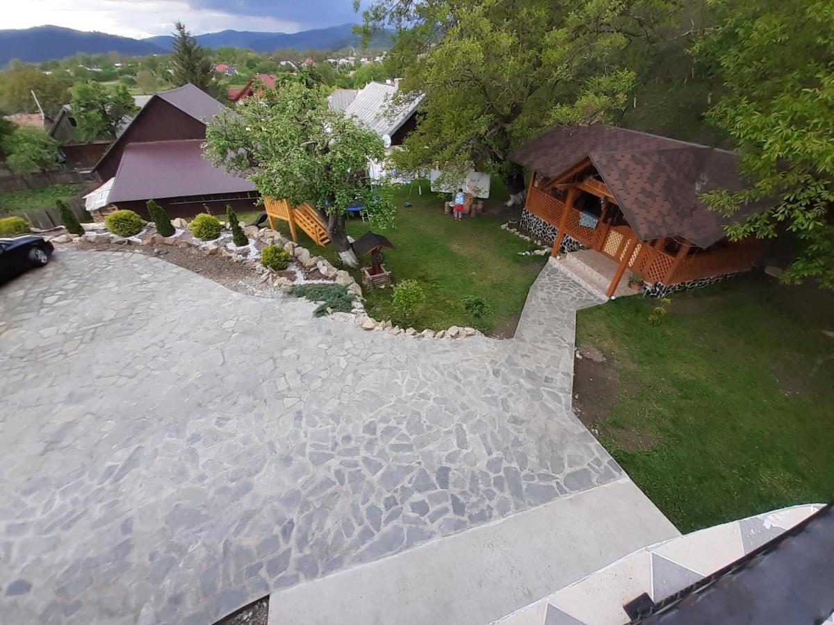 Villa Casa Dintre Pini à Păltinoasa Extérieur photo