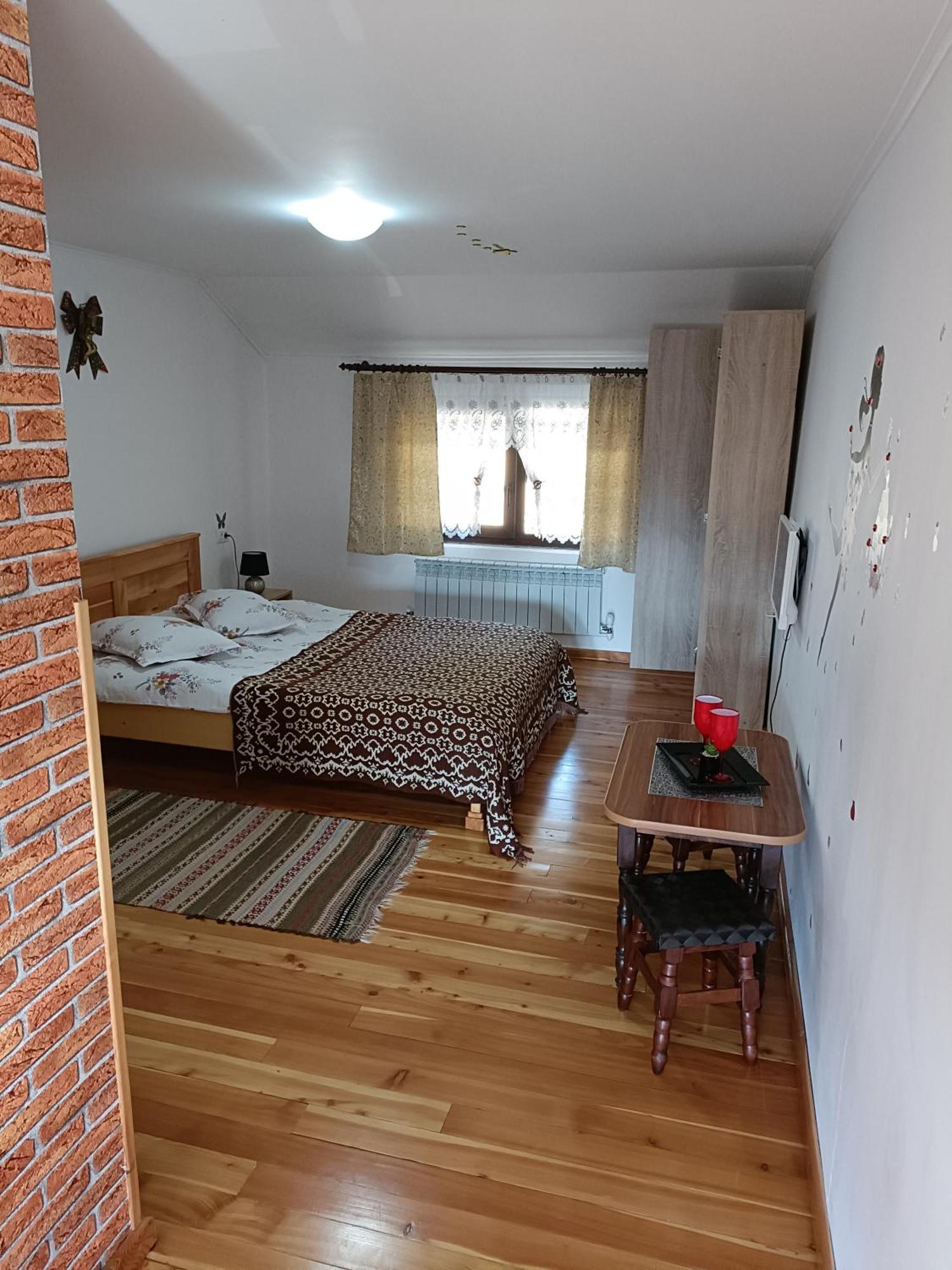 Villa Casa Dintre Pini à Păltinoasa Extérieur photo